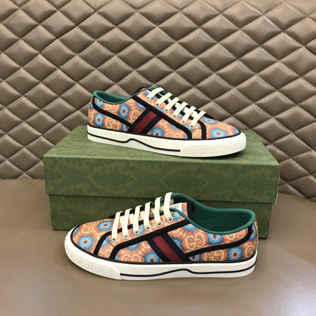 men gucci shoes-009